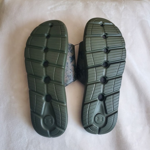 NOT FOR SALE Under Armour Ignite Pro Freedom Slide Sandal‎ - Picture 2 of 3